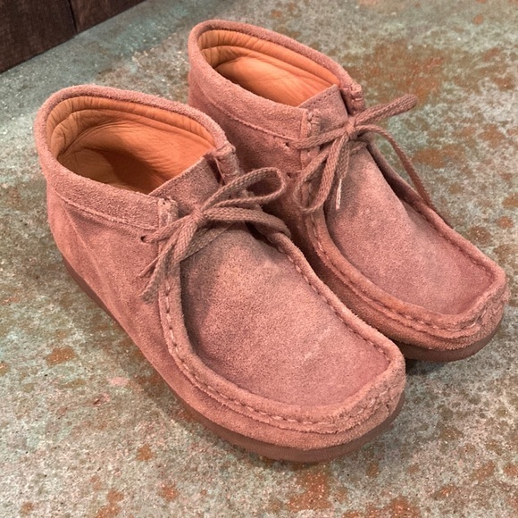 Childrens Clarks Shoes Wallabee Style 